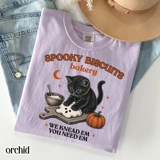 Comfort Colors Kitty Biscuits Shirt Spooky Season Tee Black Cat Halloween Fall TShirt Vintage Baking Pumpkin T-Shirt Cat Lover Fall Gift