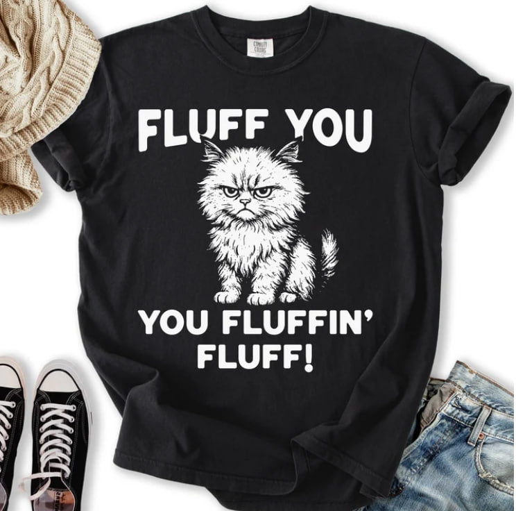 Fluffy Cat Lover Relaxed Graphic Tee.